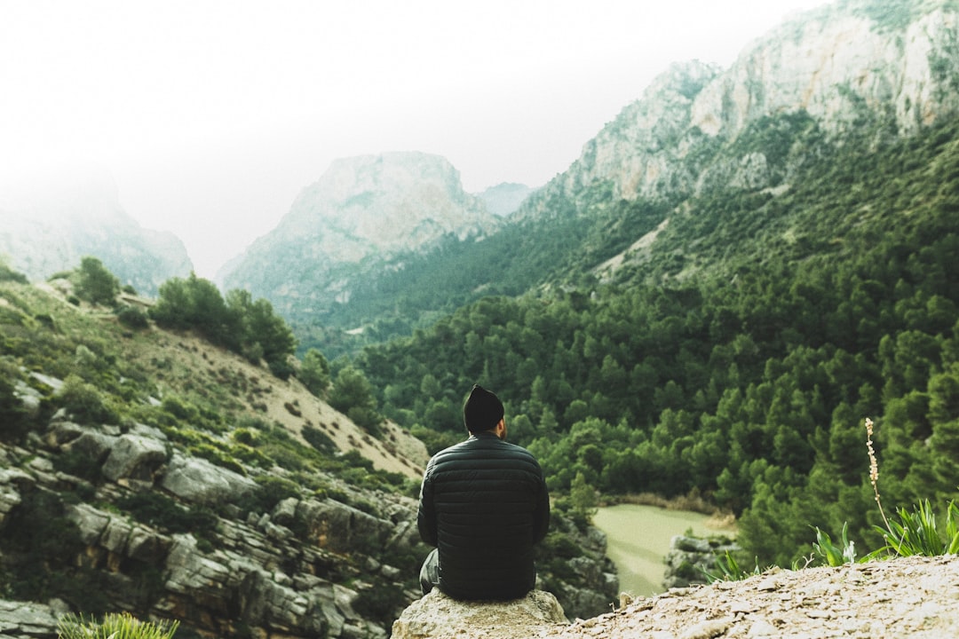 Embracing Nature: Budget-Friendly Outdoor Travel Tips Embracing Nature: Budget-Friendly Outdoor Travel Tips